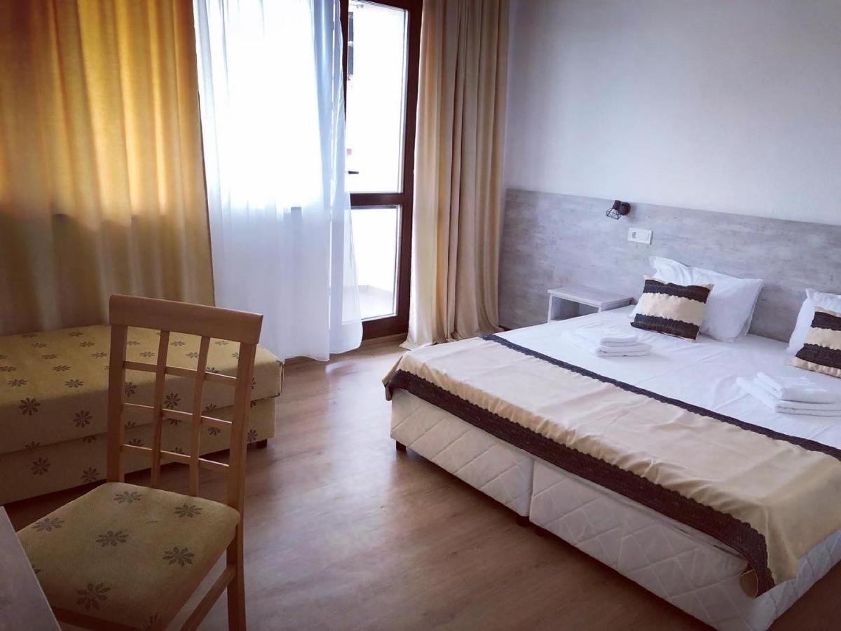 Guest Rooms Southern Nights Varvara  Ngoại thất bức ảnh
